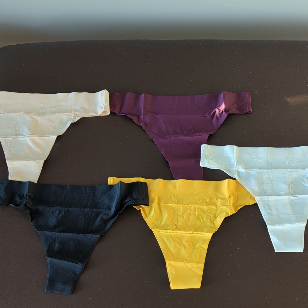 No Show Seamless High Waist Thong NEW WITH TAG